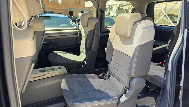 Volkswagen Multivan (2022) 1.4 TSI PHEV 160kW Style - fotka 10 z 51