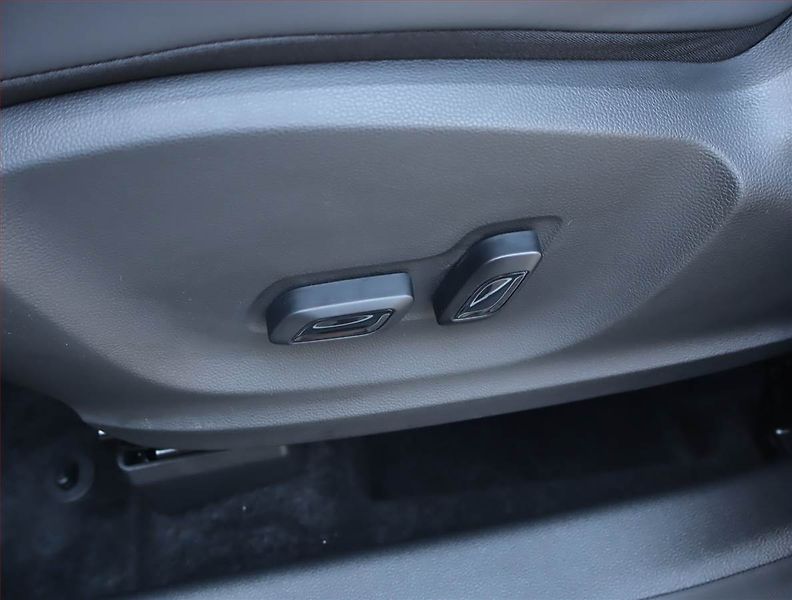 MG ZS (2025) 1.5 - fotka 16 z 16