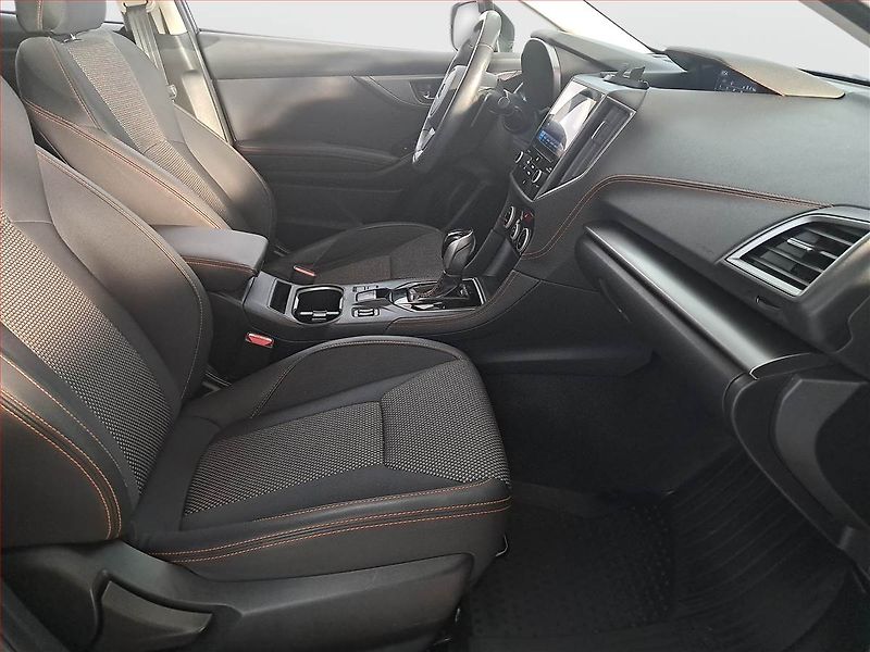 Subaru XV (2021) 2.0 e-Boxer - fotka 9 z 19