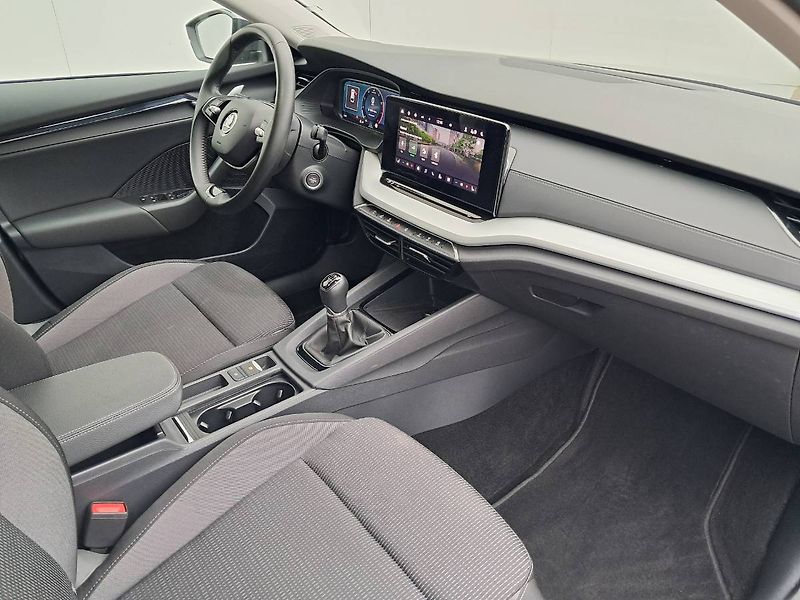 Škoda Octavia (2024) Combi IV  Selection  1.5 TSI / - fotka 22 z 29