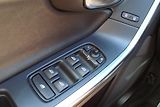 Volvo V60 (2013) PLUG-IN-HYBRID,2.4D6,AWD,158kW - náhled 62