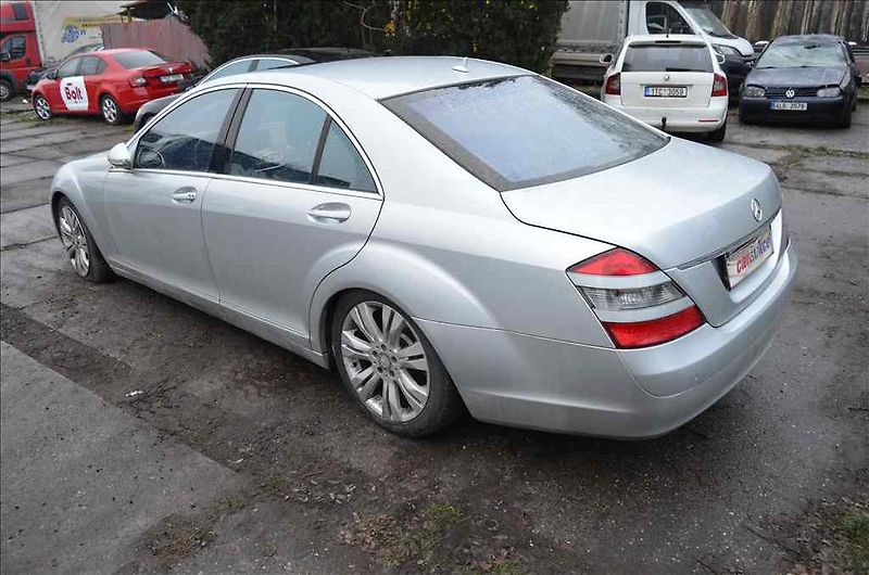 Mercedes-Benz Ostatní (2009) S 420 CDI AT - fotka 6 z 23