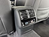 Volkswagen Passat 2,0TDI DSG*Highline*REZERVACE! - náhled 28