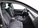 Volkswagen Passat 2,0 TDI 110kW DSG Elegance - náhled 11
