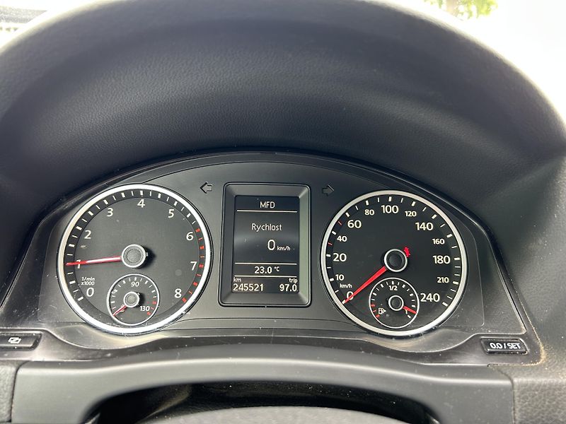 Volkswagen Tiguan (2009) 1.4 TSi 110 KW 4x4 - fotka 16 z 34