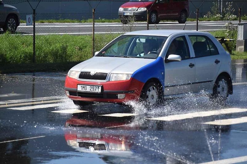 V letošních kurzech se vyškolí zhruba tisícovka mladých řidičů