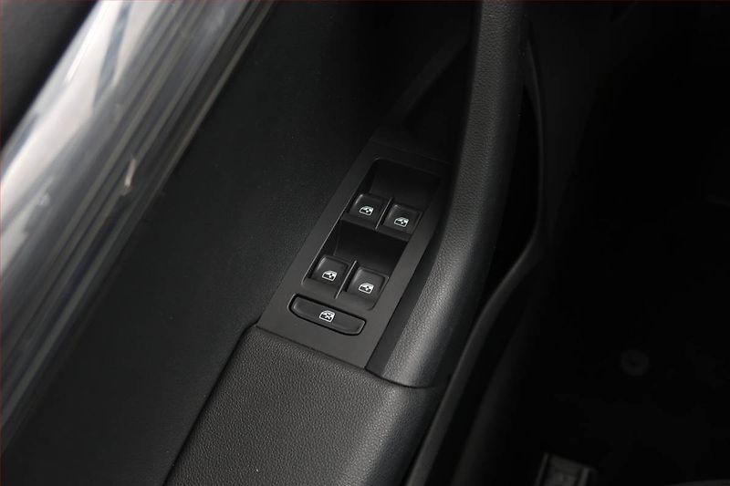 Škoda Octavia (2018) Style Plus 1.6 TDI, Tempomat - fotka 15 z 18