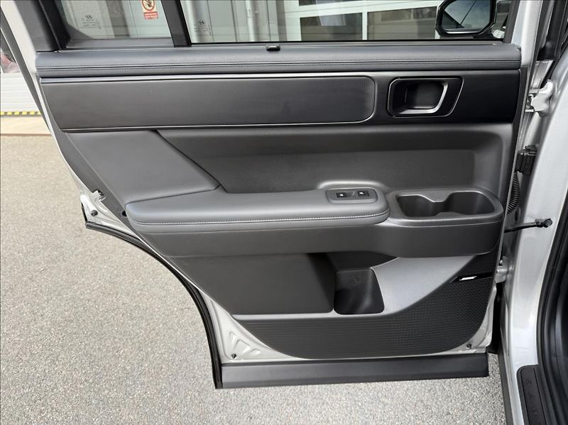 Hyundai Santa Fe 1,6 T HEV 4WD 7M  Calligraphy - fotka 10 z 30