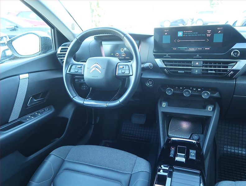 Citroën C4 (2022) 1.5 BlueHDi, Automat - fotka 7 z 17