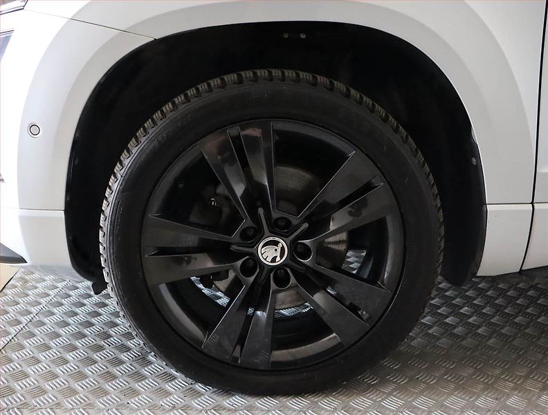 Škoda Octavia (2010) Laurin&Klement 1.9 TDI - fotka 15 z 20