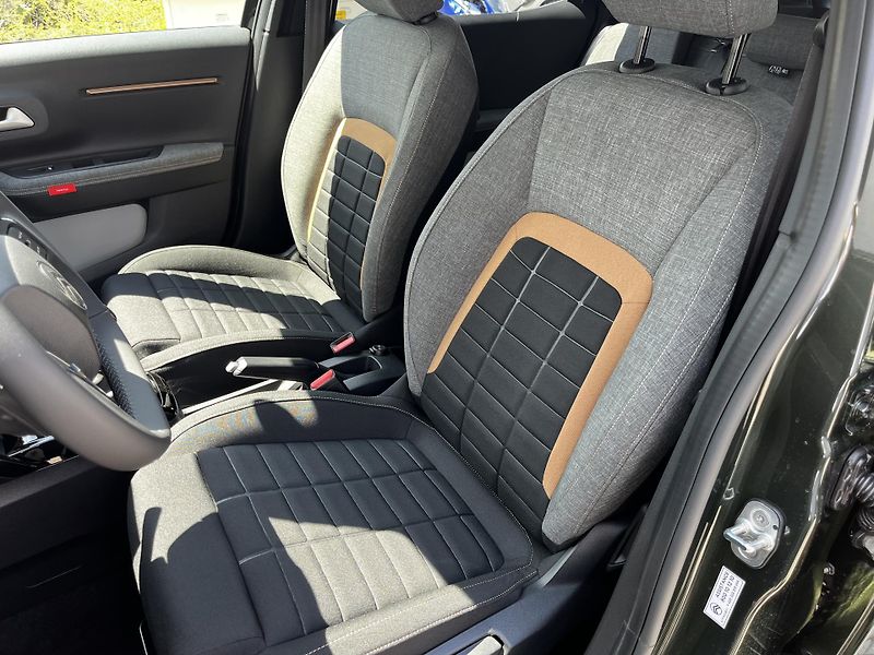 Citroën C3 Aircross (2026) PLUS TURBO 100 S&S MAN6 - fotka 12 z 26
