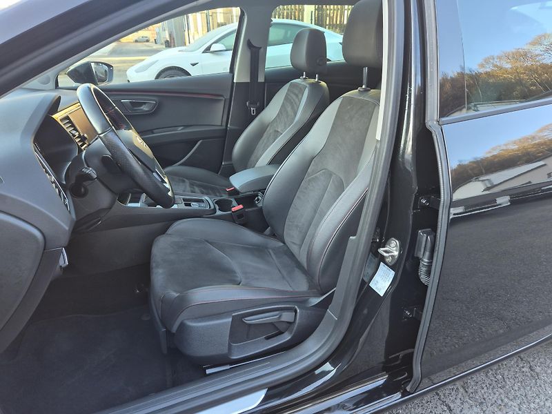 Seat Leon ST FR 2,0TDi 110kw DSG 18ALU - fotka 35 z 43