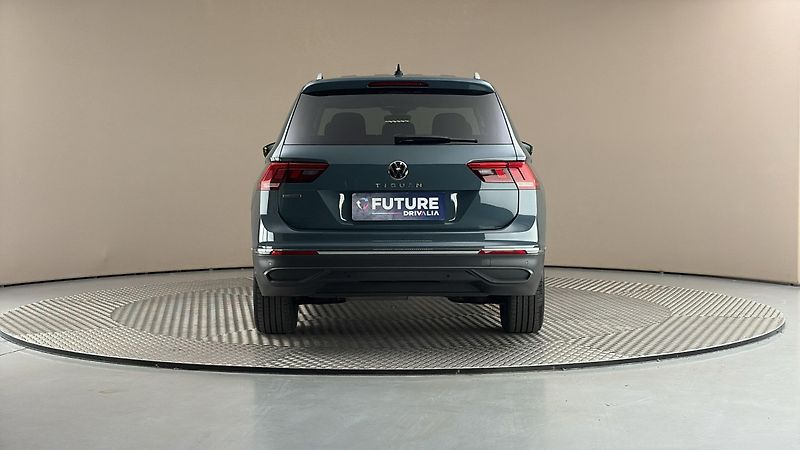 Volkswagen Tiguan Allspace 2.0 TDI DSG Life - fotka 5 z 29