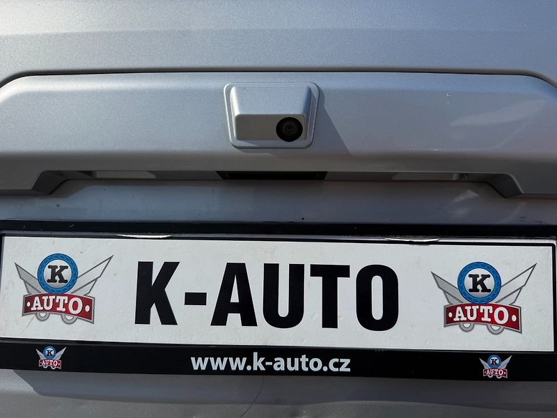 Ford Tourneo Custom (2016) 2.0TDCi 96kW *L2H1*ALU*Tažné* - fotka 8 z 24