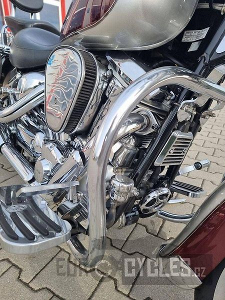 Yamaha XV 1600 A Wild Star (2001) - fotka 8 z 22