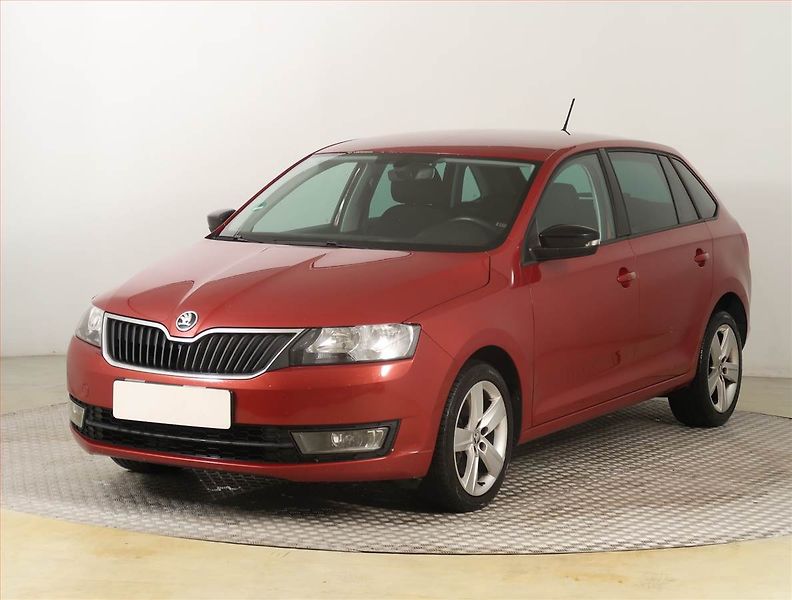 Škoda Rapid (2016) Spaceback 1.2 TSI, Serv.kniha - fotka 2 z 20