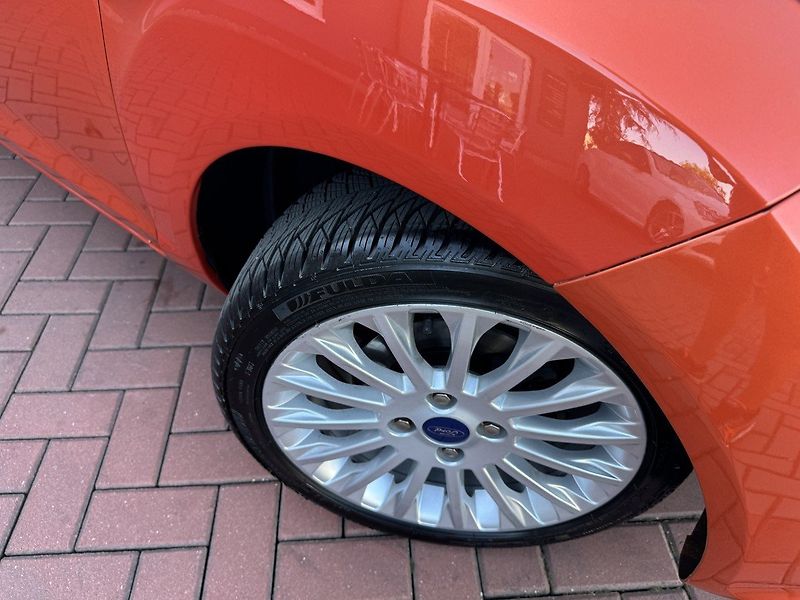 Ford Fiesta (2011) 1.6i Titanium Digi Klima WP - fotka 47 z 50