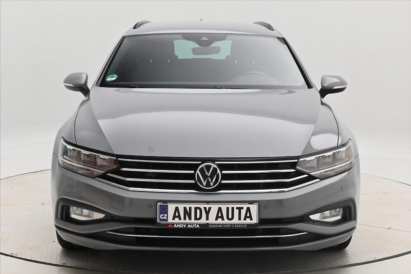 Volkswagen Passat 2,0 TDI 110 kW DSG Business Zá - fotka 2 z 31