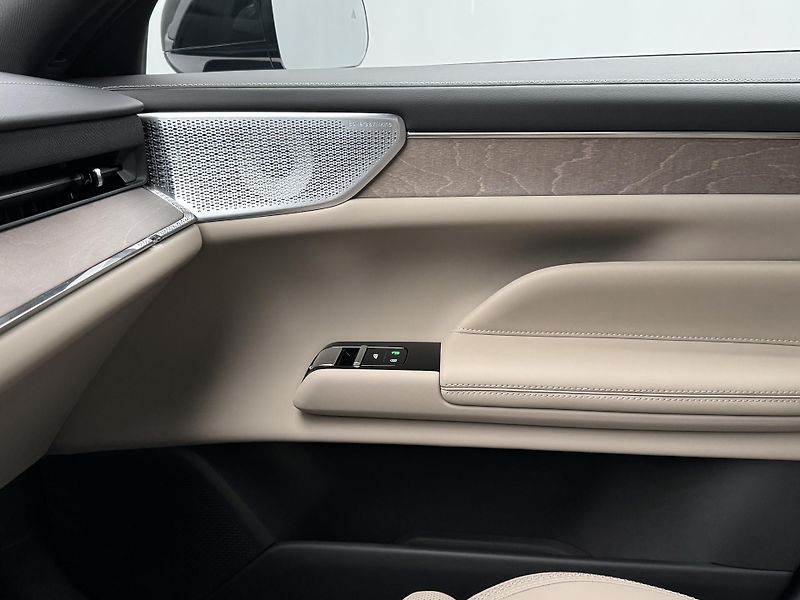 Volvo ES90 (2026) PURE ELECTRIC ULTRA - fotka 18 z 20