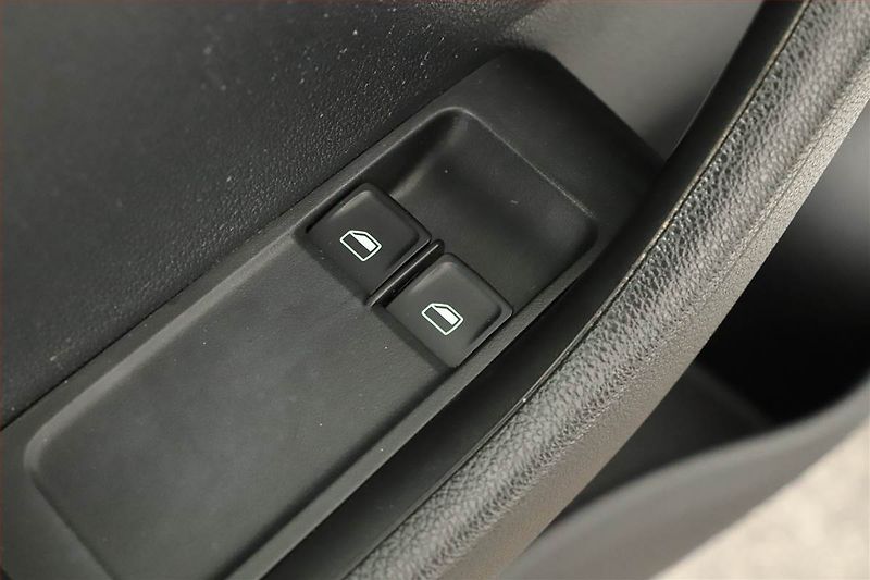 Škoda Fabia (2015) 1.2 TSI - fotka 8 z 12
