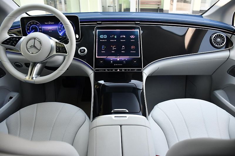 Mercedes-Benz EQE 350 4MATIC 4L-ZÁRUKA  - fotka 21 z 58