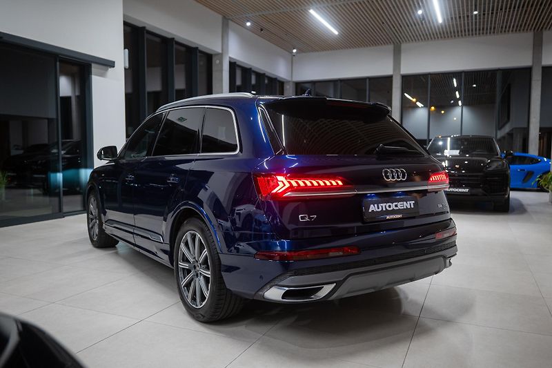 Audi Q7 (2022) S-LINE 55TFSI 250KW 4X4 VZDUCH - fotka 9 z 45