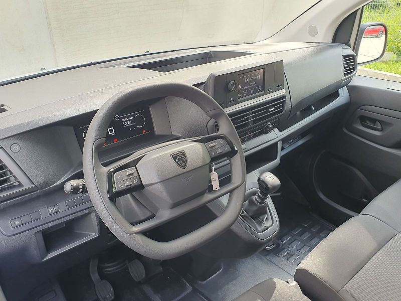 Peugeot Expert (2026) FG L3 2.2 BHDi 150k M6 - fotka 12 z 14