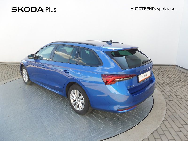 Škoda Octavia (2025) Combi Selection 1,5 TSI 110 kW - fotka 25 z 29