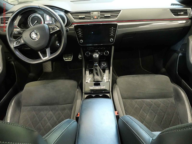 Škoda Superb (2018) 2.0 TDI, Ambiente, DSG - fotka 8 z 22