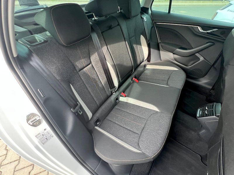 Škoda Scala (2025) Top Selection 1.0 TSI 85 kW 7° - fotka 18 z 32