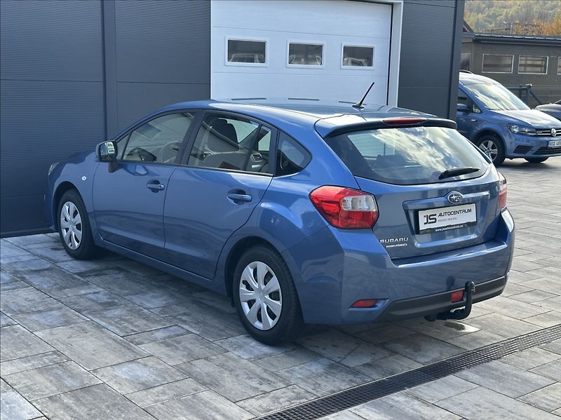 Subaru Impreza 1,6 114PS  Trend 4x4 - fotka 10 z 51