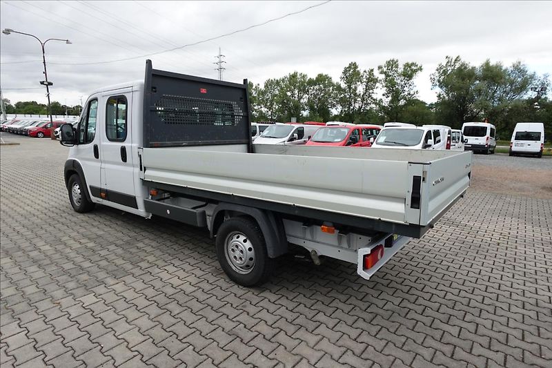 Citroën Jumper 2,2 HDI  VALNÍK 7 MÍST KLIMATI - fotka 12 z 34