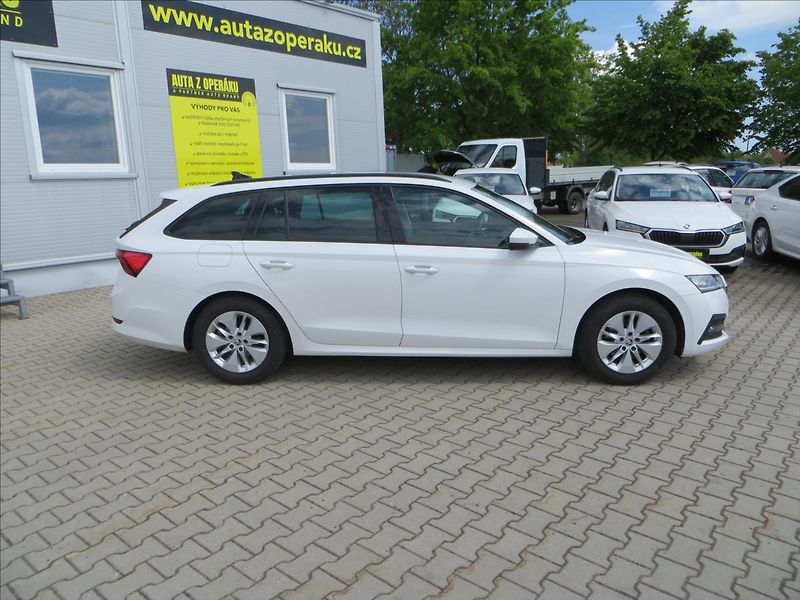 Škoda Octavia 2,0 TDI 85kW Ambition Combi ČR - fotka 9 z 25