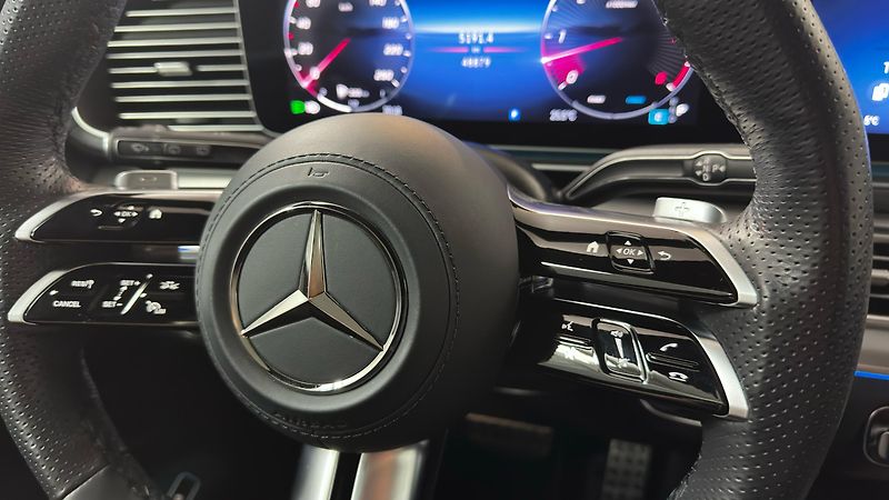 Mercedes-Benz GLS 450 d / 4 MATIC - fotka 64 z 69