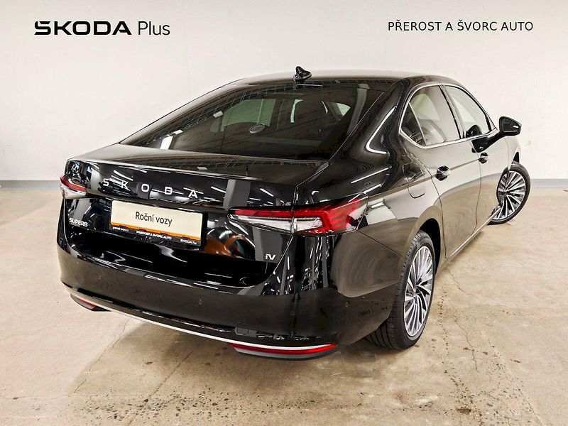 Škoda Superb (2025) iV 1.5 TSI 150 kW DSG L&K - fotka 2 z 32