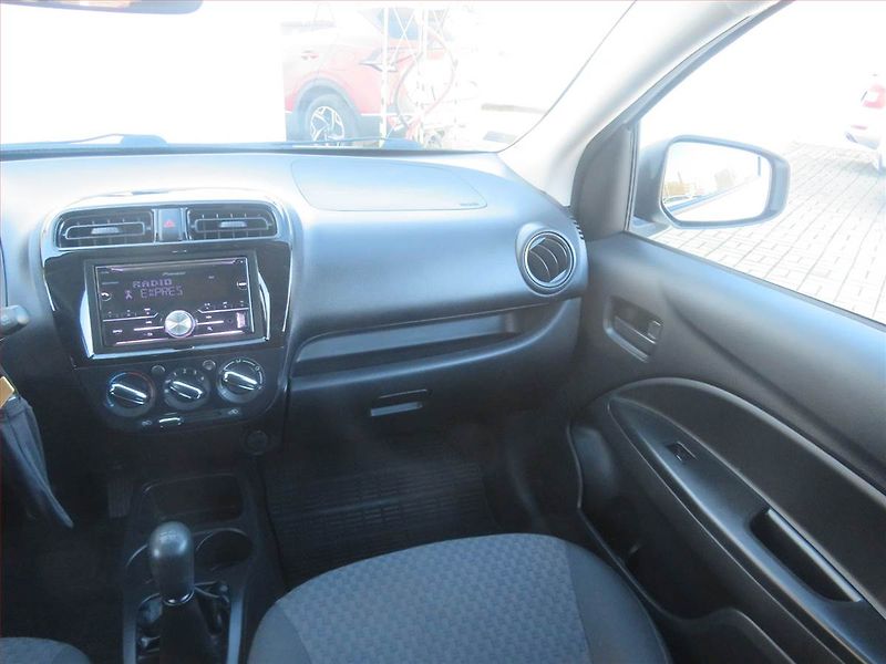 Mitsubishi Space Star (2019) 1.0 MIVEC, Serv.kniha - fotka 8 z 13