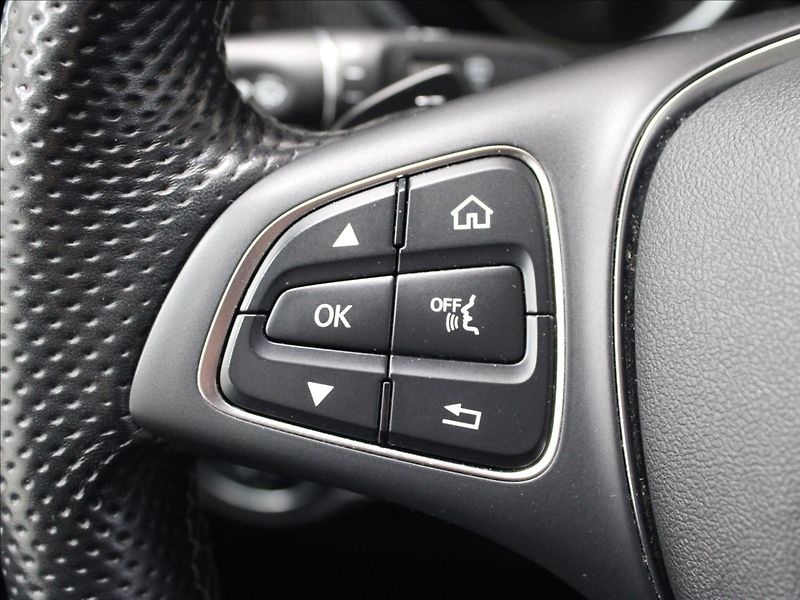 Mercedes-Benz Třídy V 2,0 220d L 9G Facelift 7 míst - fotka 20 z 34