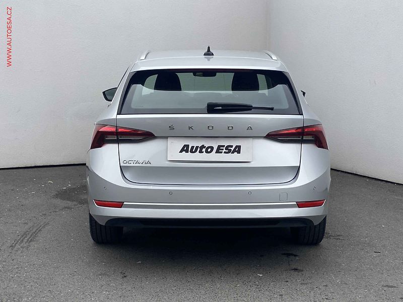 Škoda Octavia (2021) 1.5 TSi, 1.maj,ČR, Style - fotka 5 z 21