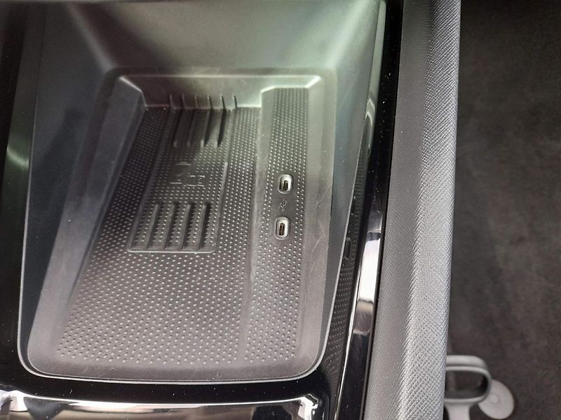 Škoda Octavia Top Selection 2.0 TDI 110kW 7A - fotka 8 z 20