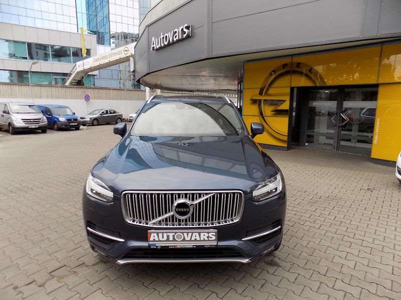Volvo XC90 (2017) 2.0 D5  Inscription - fotka 2 z 16