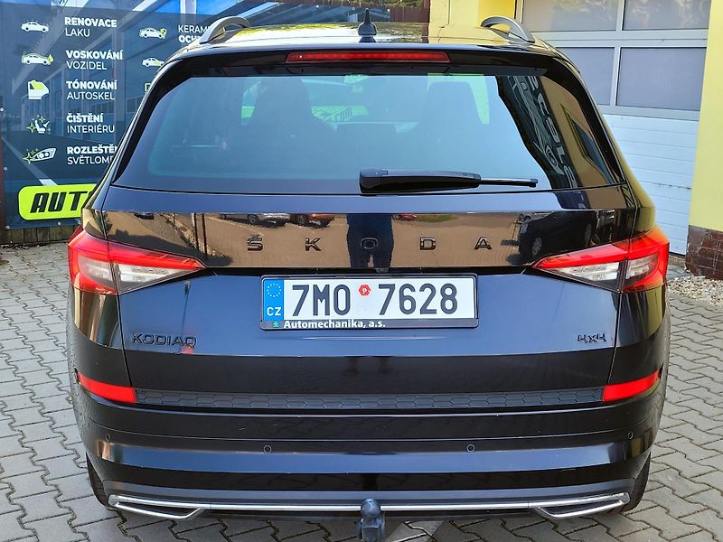 Škoda Kodiaq CZ,1maj,4x4, Sport-Line 140kW - fotka 8 z 48