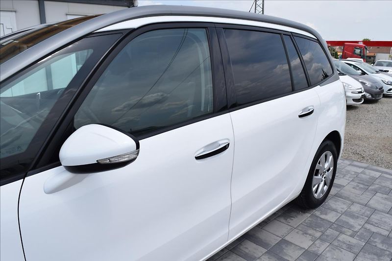 Citroën C4 Picasso 2,0 HDI 110KW AUTOMAT 7MÍST - fotka 8 z 48