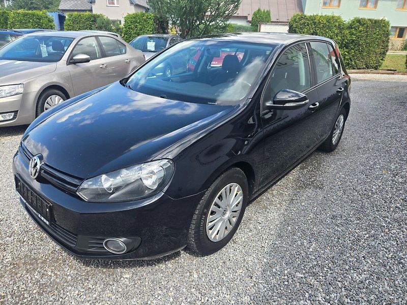 Volkswagen Golf (2011) 1.2 TSI - fotka 6 z 18