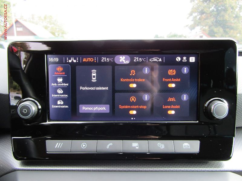 Seat Leon (2021) 1.5 TSi, ČR, Style - fotka 16 z 19