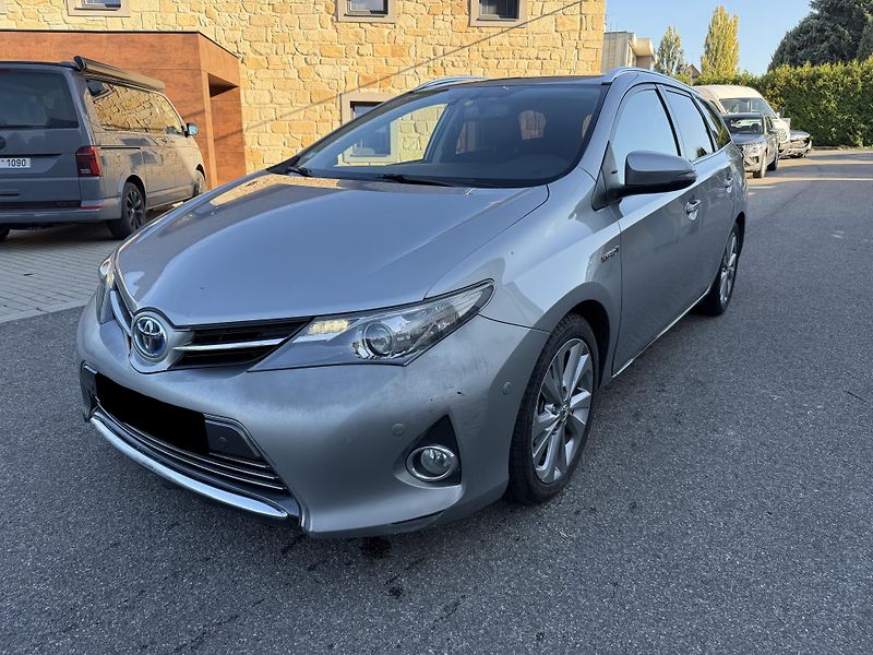 Toyota Auris 1.8l 73kW - fotka 3 z 14