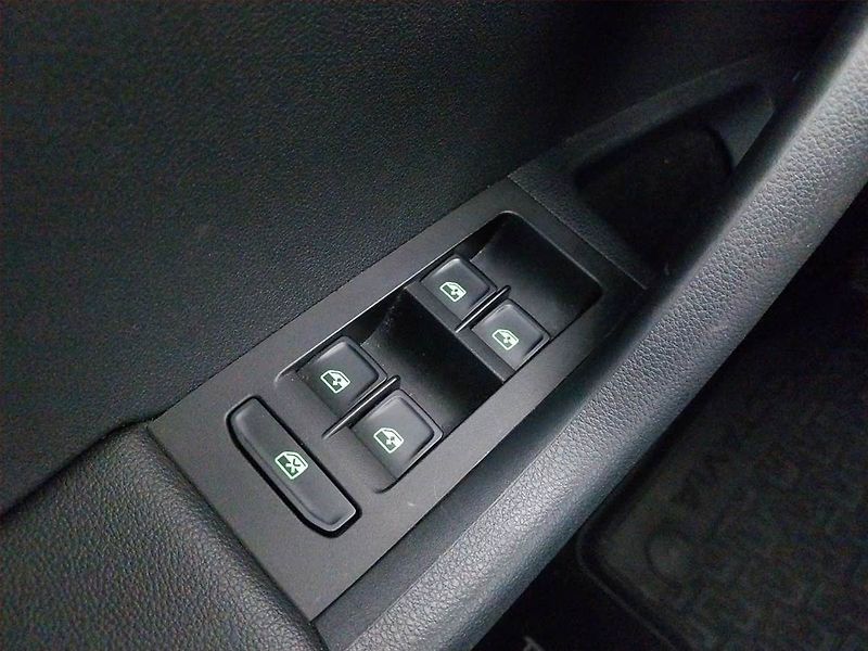 Škoda Octavia (2018) Ambition Plus 1.4 TSI - fotka 17 z 20