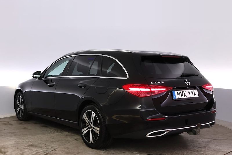 Mercedes-Benz Třídy C 300e Avantgarde Kamera Tažné - fotka 5 z 30