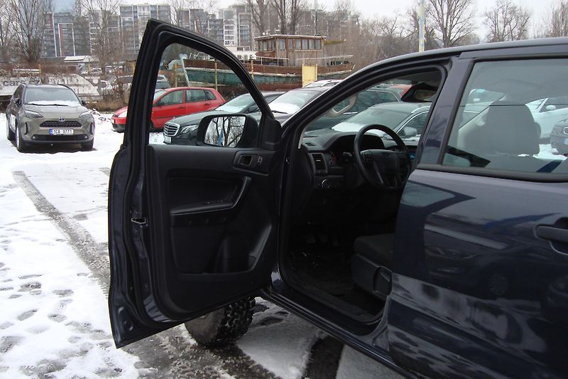 Ford Ranger (2023) 2.0TDCi, 4x4,ČR,Pouze 17 tis.! - fotka 29 z 78