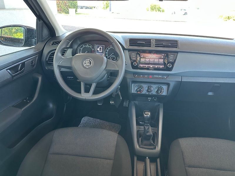 Škoda Fabia (2019) 1.0MPi APP, VÝHŘEV SED. - fotka 9 z 14