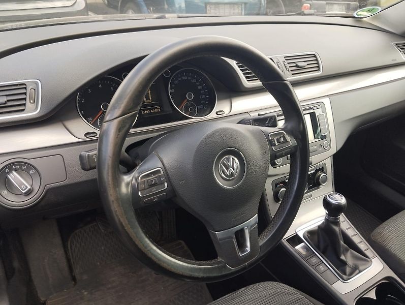 Volkswagen Passat (2011) 1.4 Tsi  SERVISKA - fotka 5 z 18